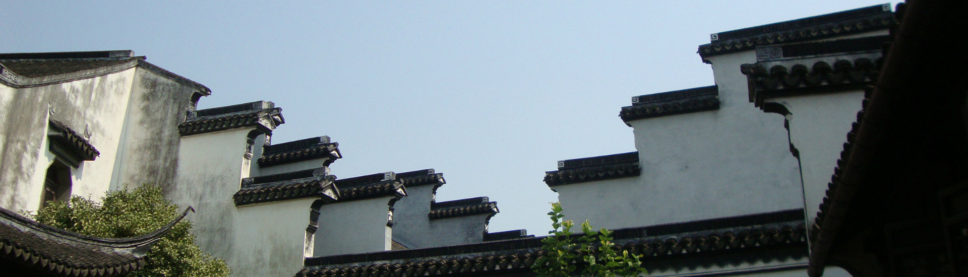 ����ש��